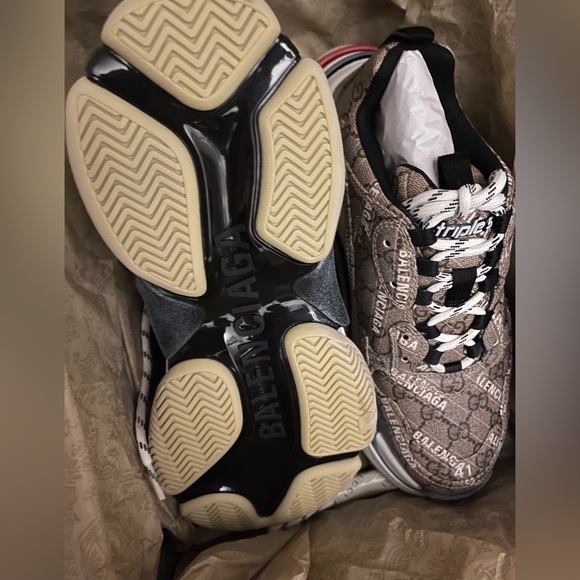 Gucci x Balenciaga Triple S 'The Hacker Project - Picture 4 of 8